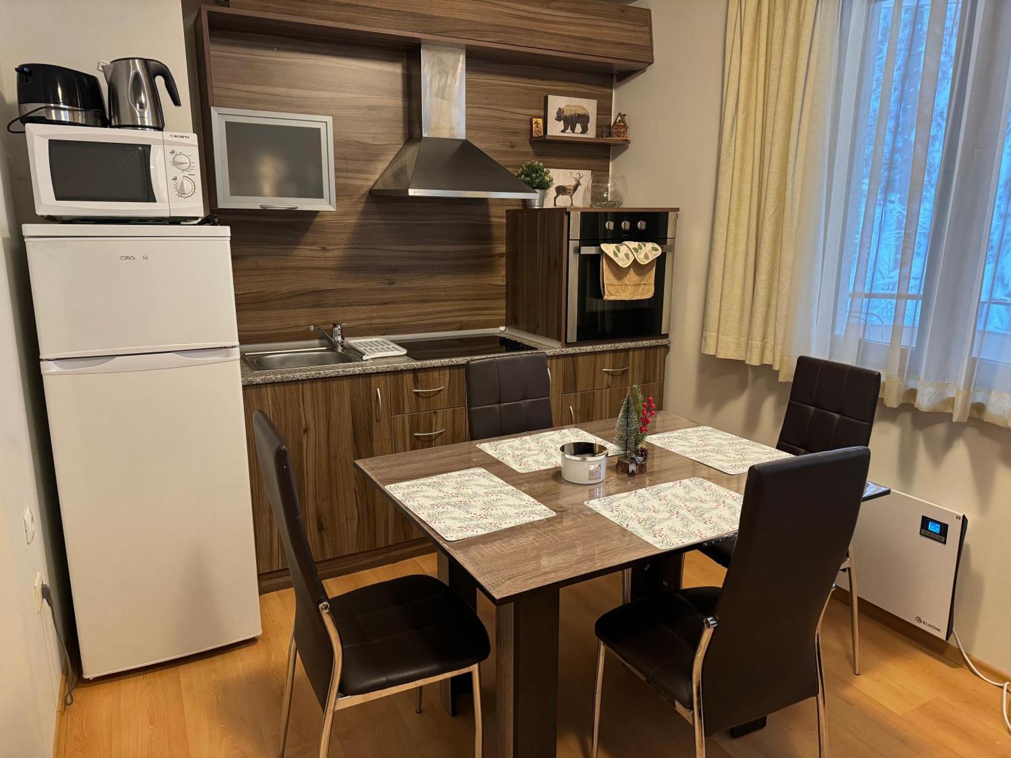 בורובץ Forest Apartment/ Villa Park מראה חיצוני תמונה